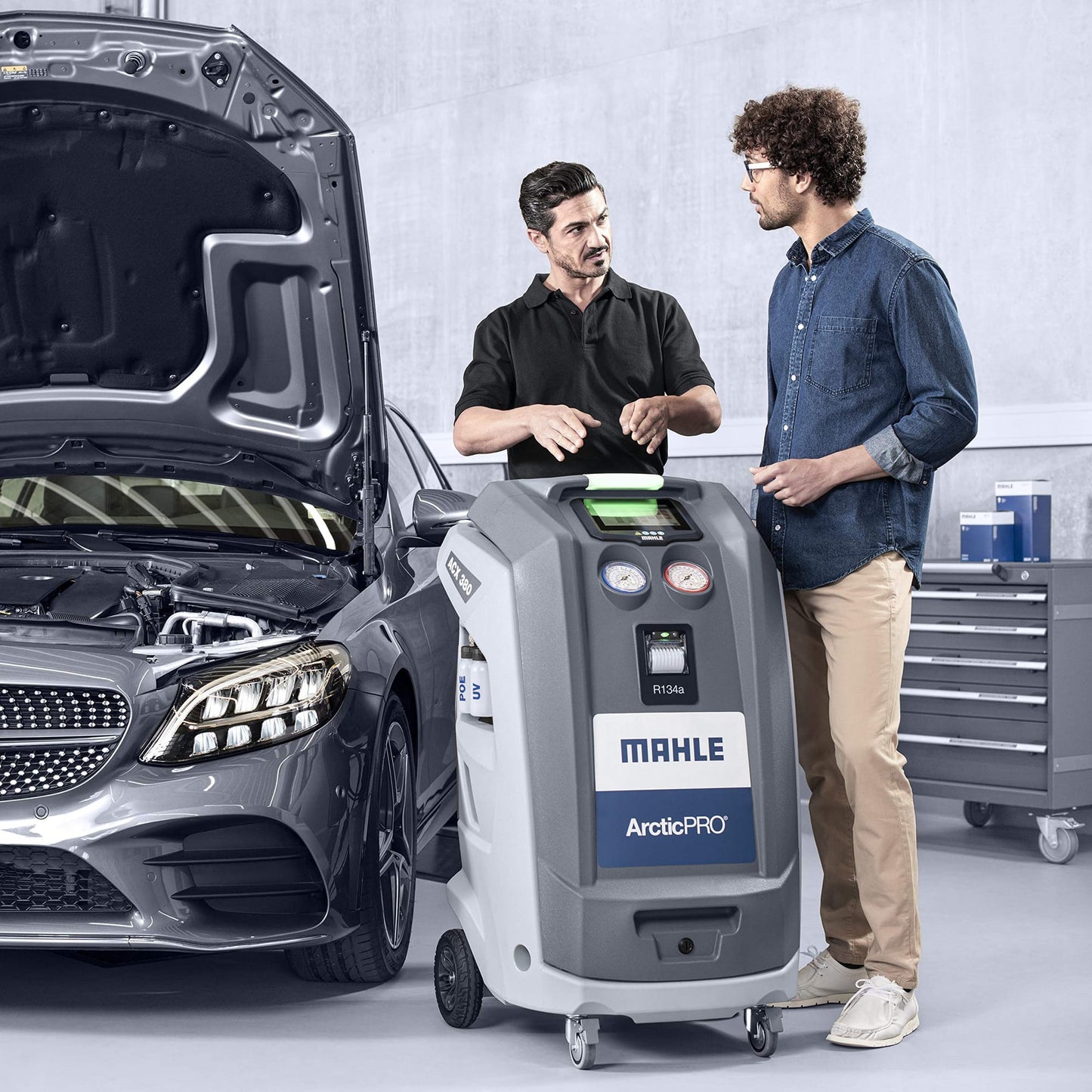 מילוי גז לרכב + וואקום במכונה חדשנית